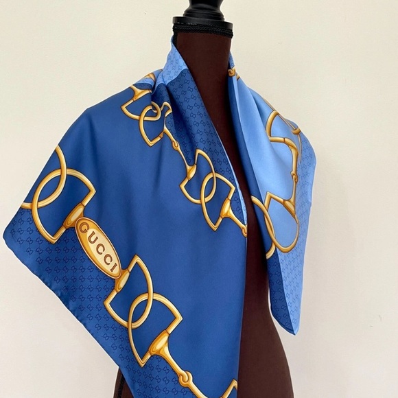 Gucci Elegant Blue and Gold Equestrian Scarf - Picture 2 of 6